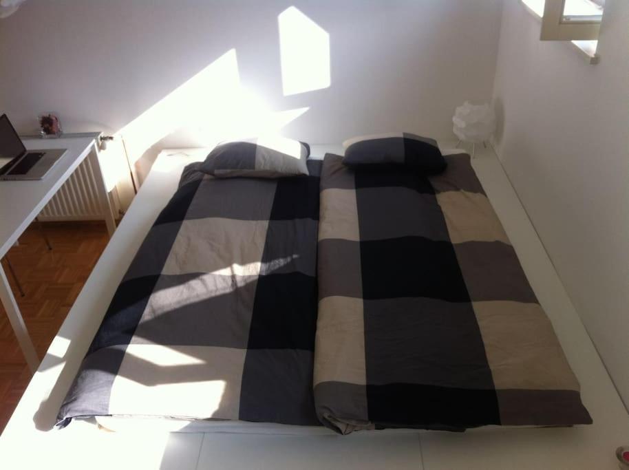 The Cute, Sunny Apartment In The Center +P Lubiana Esterno foto